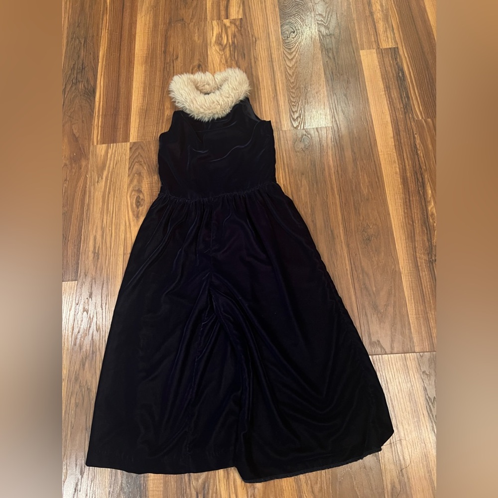Jamie & Jack Navy Blue Velvet Faux Fur Jumpsuit Size 6